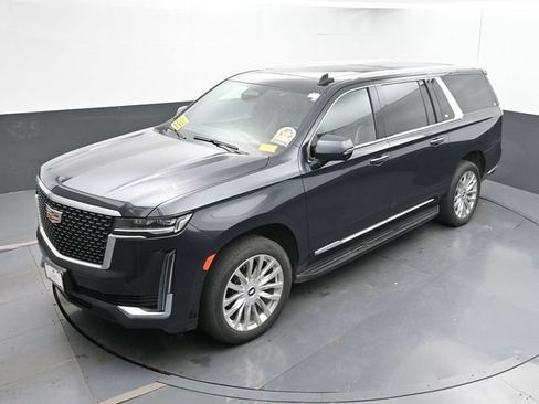 Used 2023 Cadillac Escalade ESV Premium Luxury AWD/4WD image 41