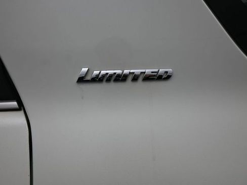 Used 2018 Toyota 4Runner Limited image 15