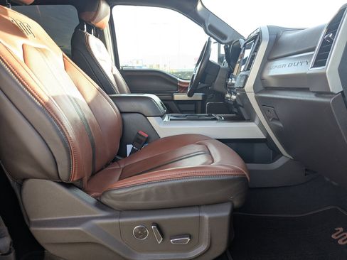 Used 2022 Ford F350 King Ranch w/ King Ranch Ultimate Package image 19