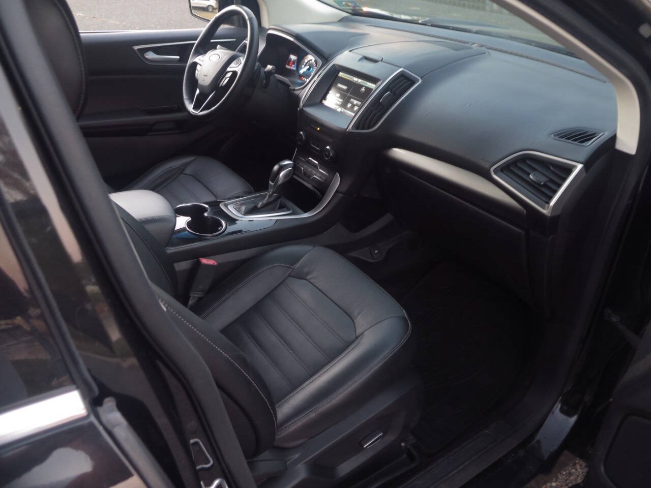 Used 2015 Ford Edge SEL w/ Equipment Group 201A AWD/4WD image 19