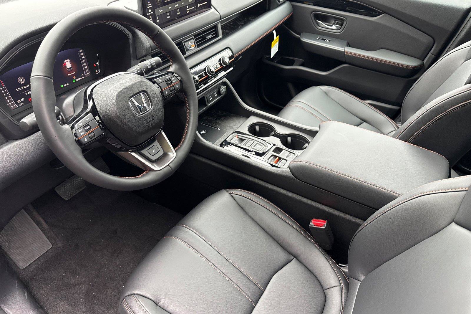 New 2026 Honda Pilot TrailSport image 9