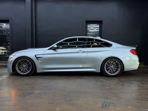 Used 2015 BMW M4 Coupe w/ Executive Package RWD image 5