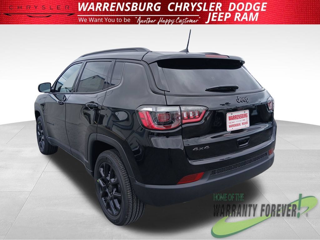 New 2026 Jeep Compass Latitude AWD/4WD image 6