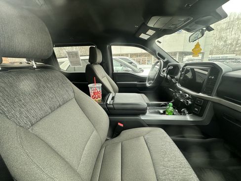 Used 2025 Ford F150 XLT w/ Equipment Group 301A Standard image 9