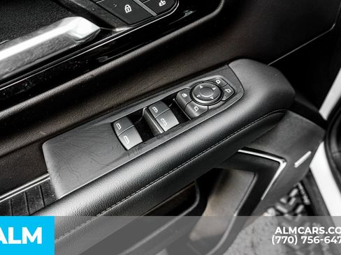 Used 2025 Chevrolet Tahoe Z71 w/ Comfort Package image 53