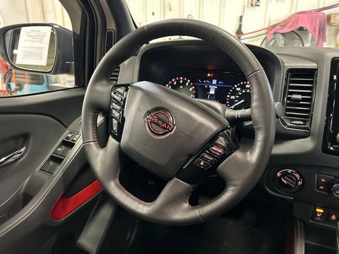 Used 2024 Nissan Frontier PRO-4X w/ Pro Premium Package AWD/4WD image 23