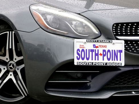 Used 2020 Mercedes-Benz SLC 300 image 3