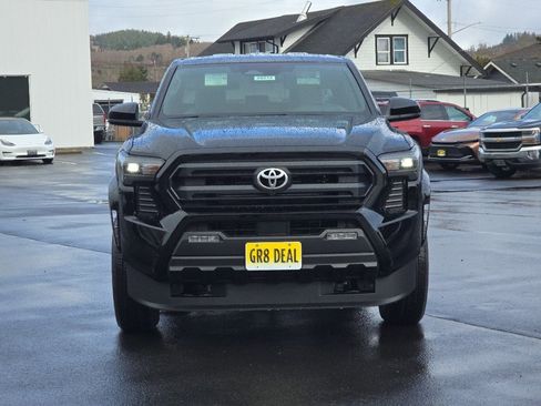 New 2026 Toyota Tacoma SR5 image 3