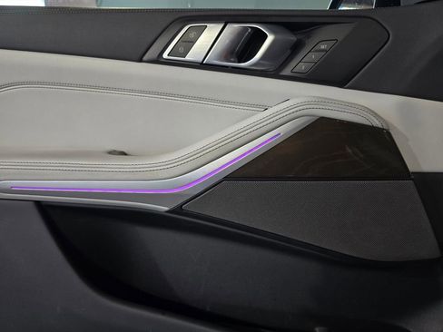 Used 2023 BMW X5 xDrive45e w/ M Sport Package image 12