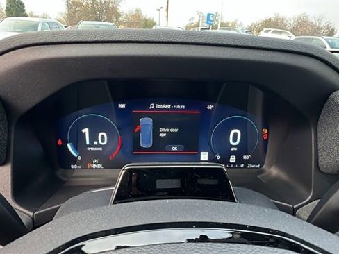 Used 2025 Ford Explorer Platinum w/ Ultimate Package image 33