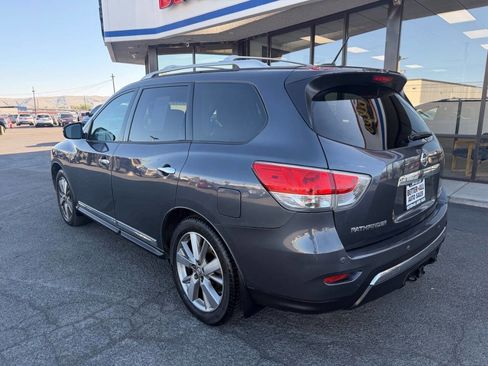 Used 2014 Nissan Pathfinder Platinum w/ Platinum Premium Package AWD/4WD image 3