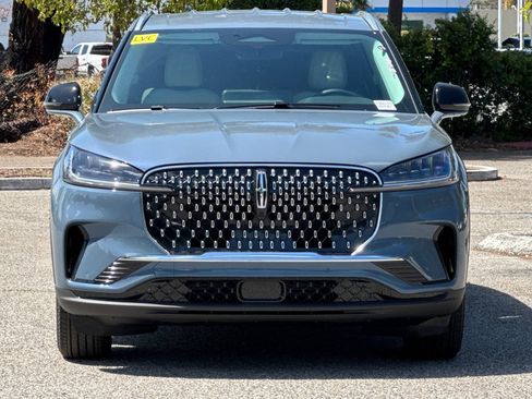 New 2026 Lincoln Aviator 2WD image 6