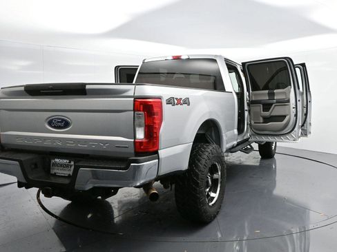 Used 2018 Ford F250 XLT AWD/4WD image 42