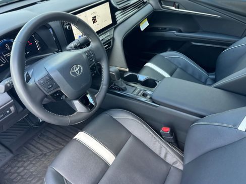 Certified 2026 Toyota Camry SE w/ Multimedia Upgrade Package FWD image 9
