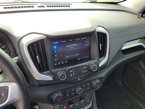 Used 2020 GMC Terrain SLE w/ Driver Convenience Package FWD image 26