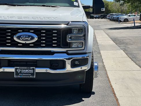New 2026 Ford F450 Lariat w/ Lariat Premium Package AWD/4WD image 13