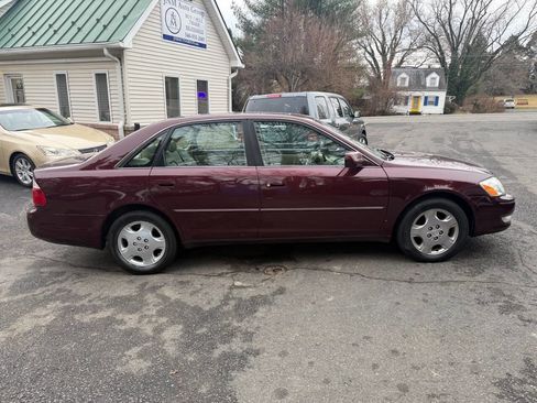 Used 2004 Toyota Avalon XLS image 8