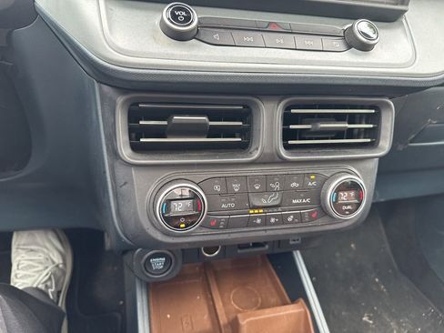 Used 2022 Ford Maverick Lariat w/ Lariat Luxury Package FWD image 18