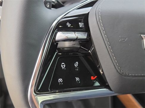 New 2026 Cadillac Vistiq Premium Luxury w/ LPO, Floor Liner Package image 23