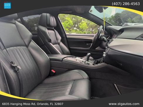 Used 2013 BMW M5 RWD image 25