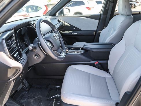Used 2024 Lexus TX 350 FWD w/ Captains Chair Package image 17