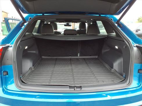 Used 2024 Volkswagen Atlas Cross Sport SEL Premium R-Line image 13