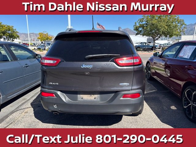 Used 2016 Jeep Cherokee Latitude AWD/4WD image 12