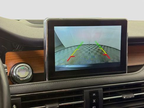 Used 2022 Lincoln Corsair Reserve w/ Sport Package image 17