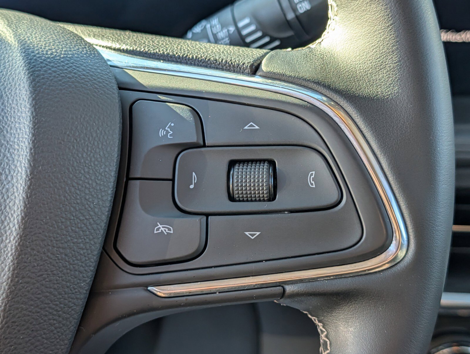 Used 2024 Buick Encore GX Preferred FWD image 32