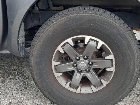 Used 2018 Nissan Frontier SV RWD image 18