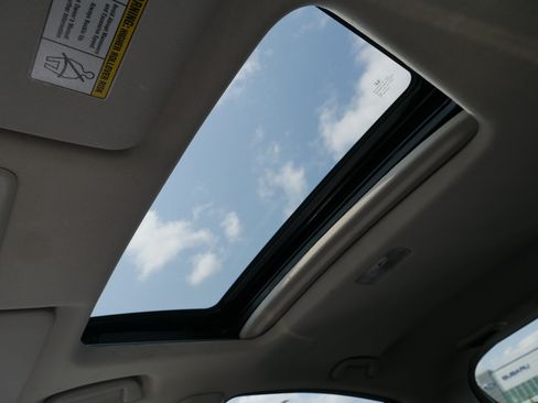 Used 2019 Honda HR-V EX image 32