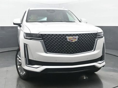 Certified 2023 Cadillac Escalade Premium Luxury AWD/4WD image 8