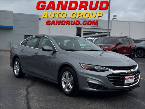 Used 2024 Chevrolet Malibu LT FWD image 1