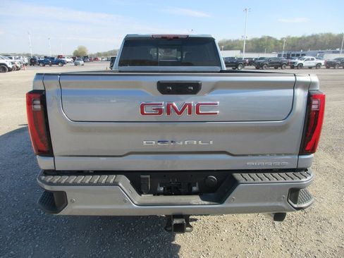 New 2026 GMC Sierra 3500 Denali w/ Denali Reserve Package AWD/4WD image 6