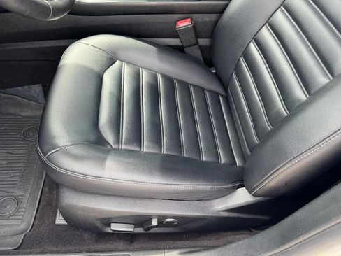 Used 2020 Ford Fusion SEL FWD image 14
