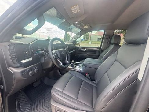 Used 2026 Chevrolet Silverado 1500 RST AWD/4WD image 10