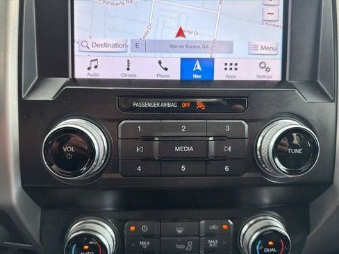 Used 2019 Ford F150 Platinum w/ Equipment Group 701A Luxury AWD/4WD image 30