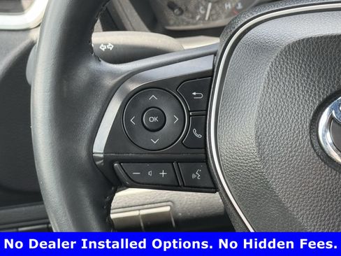Used 2025 Toyota Corolla SE FWD image 13