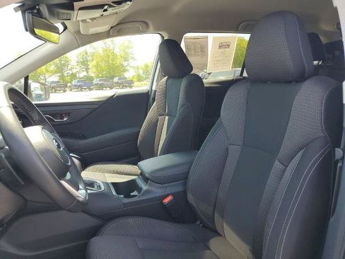 Used 2024 Subaru Outback Premium AWD/4WD image 5