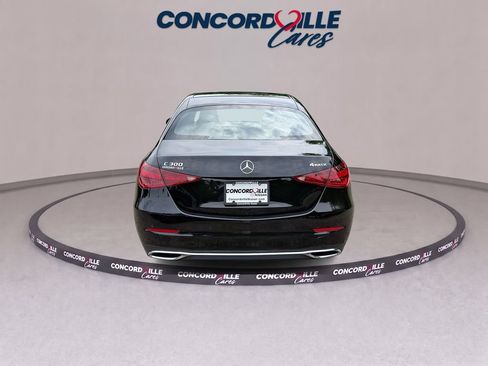 Used 2024 Mercedes-Benz C 300 4MATIC Sedan image 5