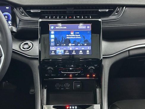 Certified 2023 Jeep Grand Cherokee Altitude image 12