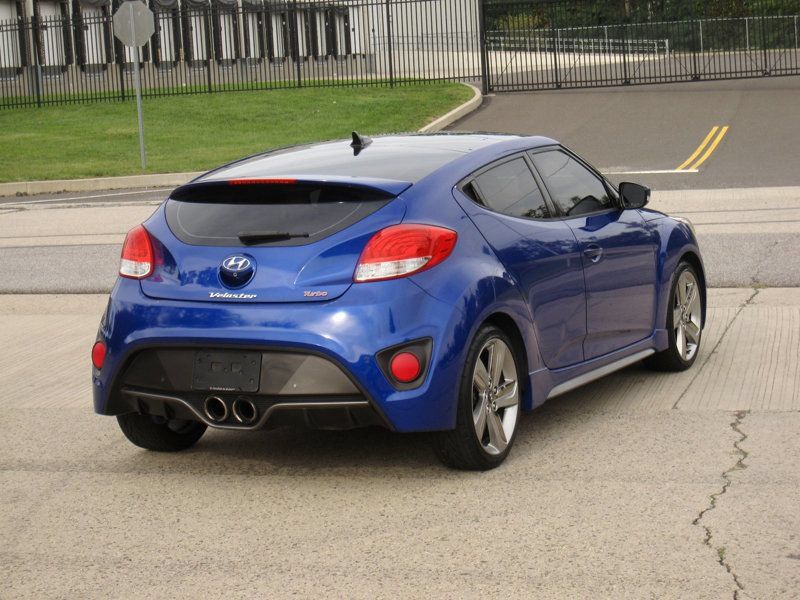Used 2013 Hyundai Veloster Turbo w/ Ultimate Pkg FWD image 13