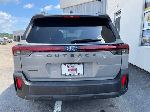 Used 2026 Subaru Outback Premium AWD/4WD image 4
