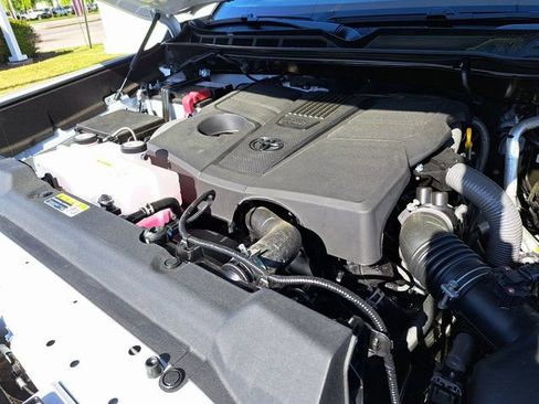 New 2026 Toyota Tundra SR5 AWD/4WD image 15