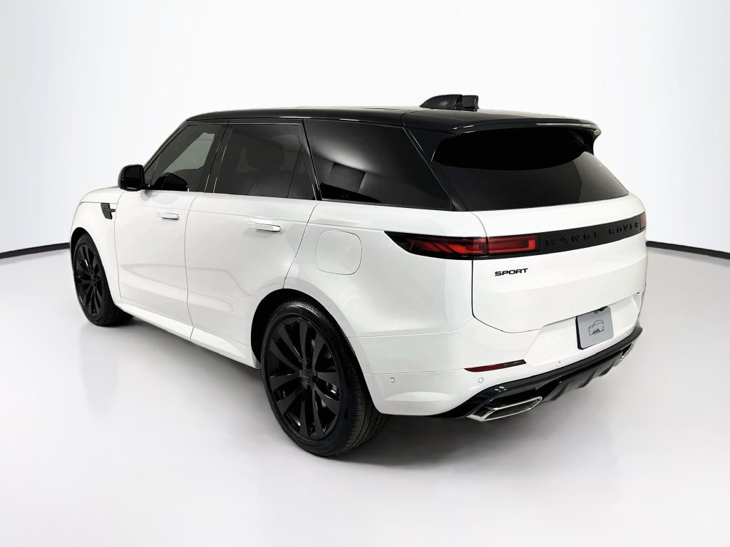 New 2027 Land Rover Range Rover Sport Dynamic SE AWD/4WD image 7
