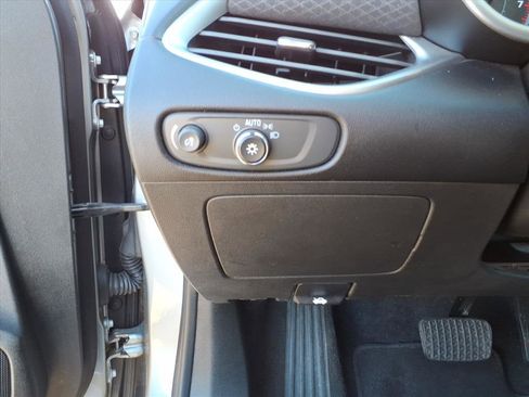 Used 2023 Chevrolet Malibu LT image 17