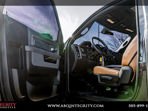 Used 2017 RAM 1500 Express w/ Black Ram 1500 Express Group image 17