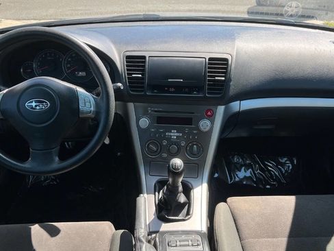 Used 2008 Subaru Outback 2.5i image 9