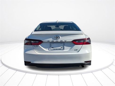 Used 2023 Toyota Camry LE image 4
