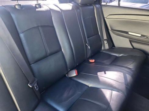 Used 2010 Chevrolet Malibu LTZ image 11